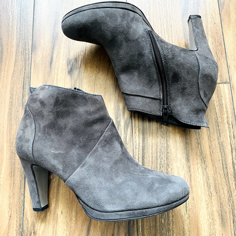 Paul Green Grey Suede Ankle Boots